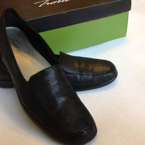 Trotters Jenn Mini Dots Size 10 1/2 N Worn Once!!